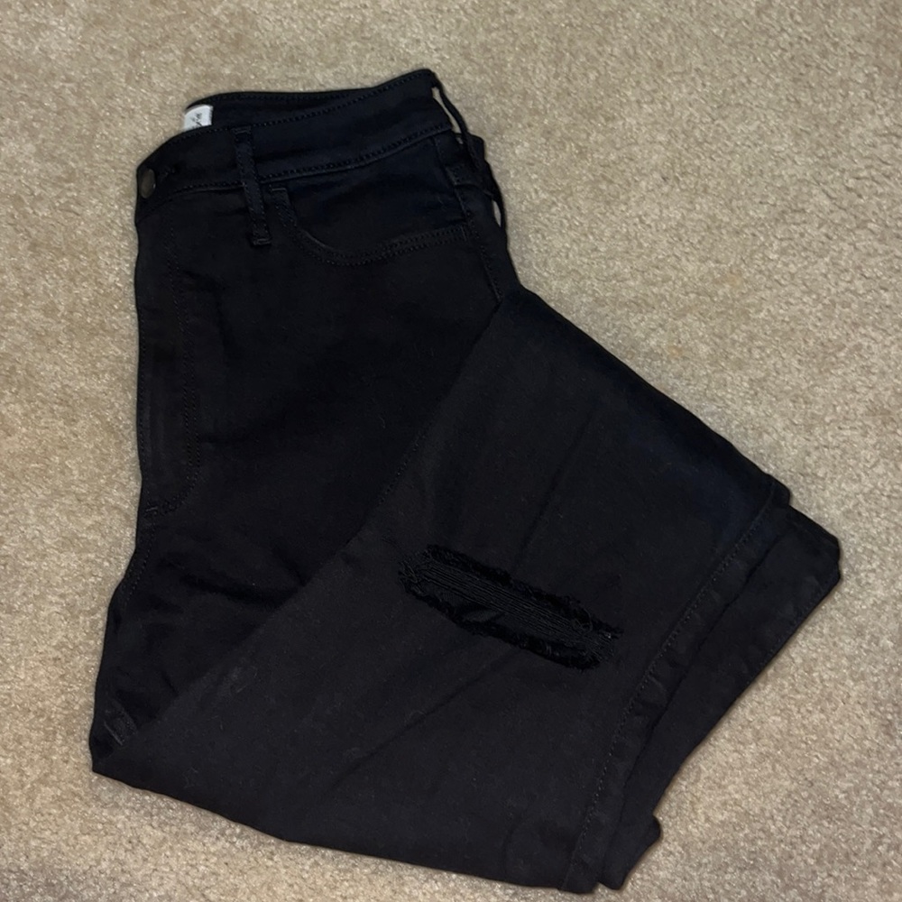 Hollister curvy ultra high-rise skinny ankle jeans!